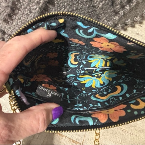 ❤️Designer Angel Lorenzo Mi Todo Crossbody - Picture 6 of 6